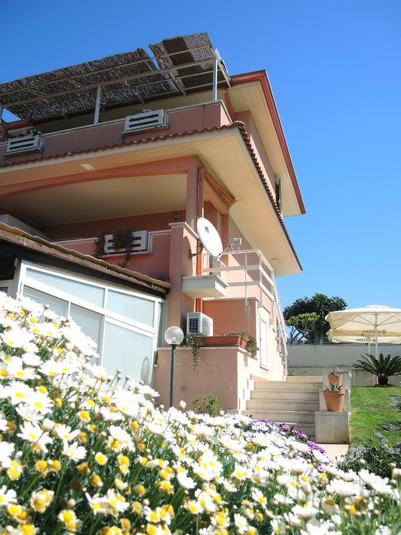Le Ninfe Bed And Breakfast Anzio Kültér fotó
